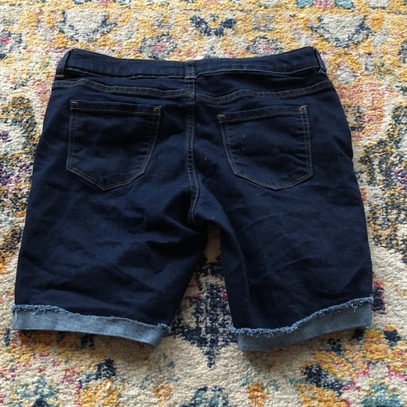 Bundle of Denim Size 10 Girls Total of 8 Pieces!! - Picture 13 of 16